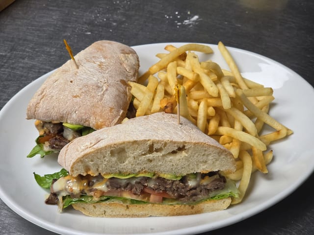ASADA SANDWICH.